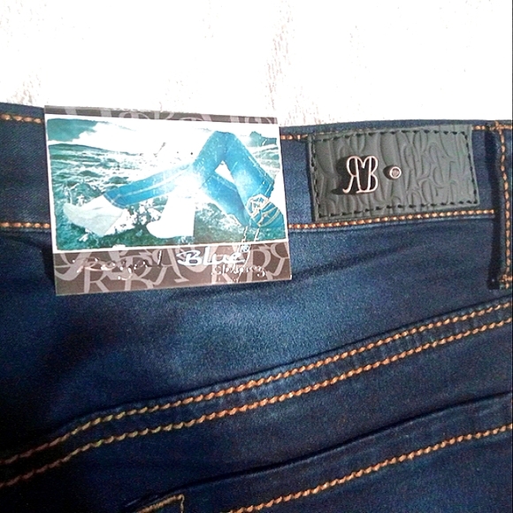 ★ 5-pocket Faded Dark Blue Denim Stretchy Skinny Jeans • NEW w/Tags ★ - Picture 4 of 5